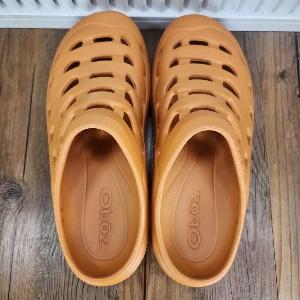 Oboz Footwear used good